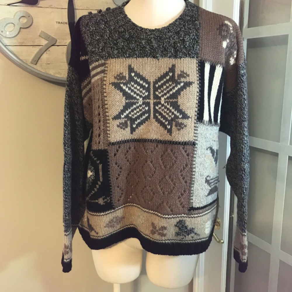 Eddie Bauer wool blend block print sweater